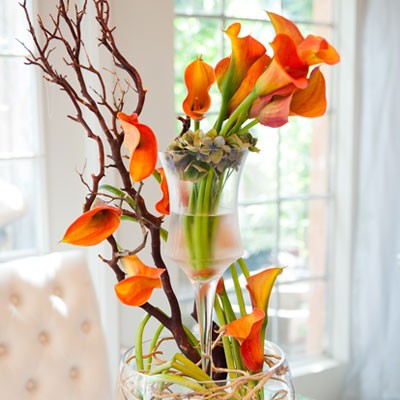 Lit Calla Lilies